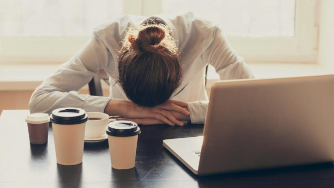 Từ bỏ ngay hôm nay những thói quen ăn uống sai lầm khiến cơ thể mệt mỏi