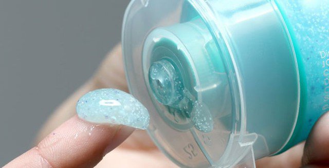 4 vật dụng chứa hạt vi nhựa xuất hiện nhiều trong gia đình người Việt, loại thứ nhất nhiều chị em hay dùng