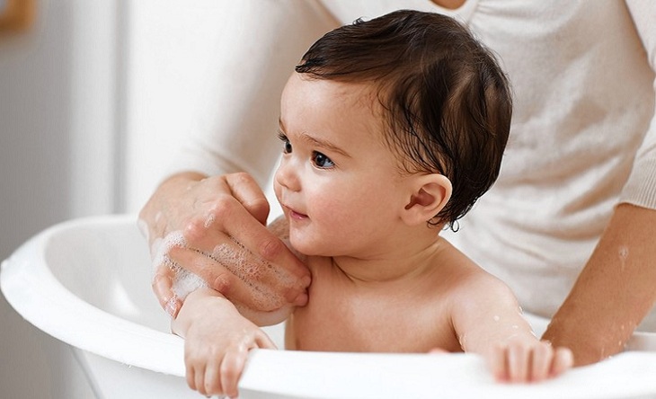 Những bệnh trẻ dễ mắc khi trời nồm ẩm và cách phòng tránh