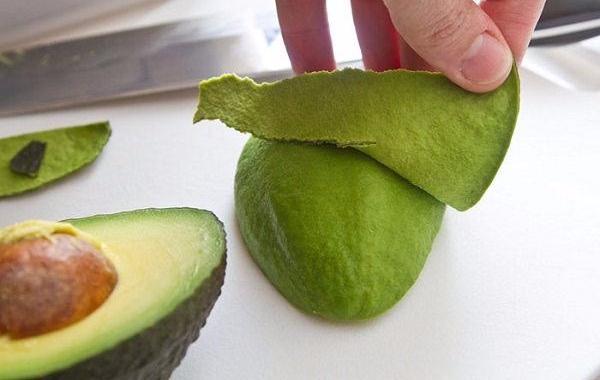 Cảnh giác với tác dụng phụ của quả bơ, nếu thuộc 1 trong nhóm người này thì không nên ăn