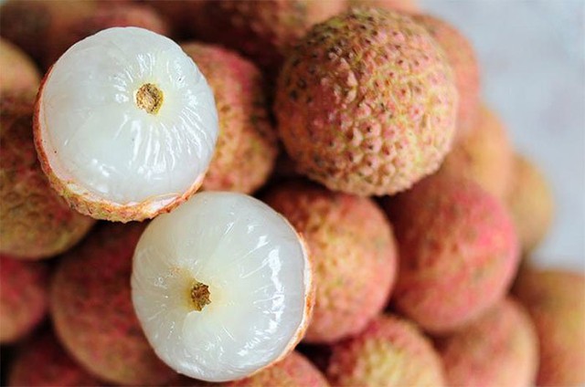 4 việc nên làm khi ăn vải để không bị nóng và tăng cân