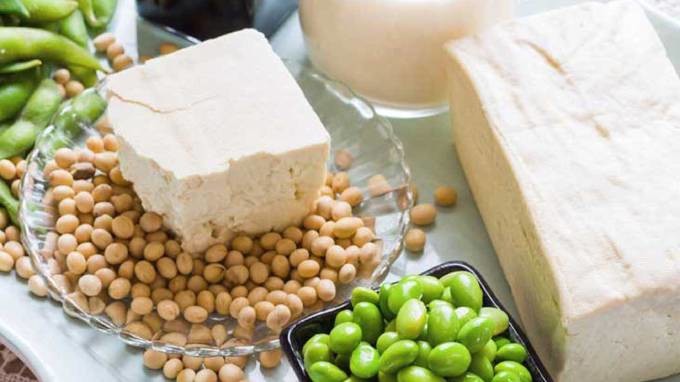 Chuyên gia khuyên người trẻ ăn đậu nành để giảm nguy cơ ung thư