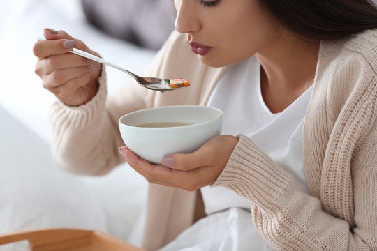Bệnh cúm ăn gì, kiêng gì để nhanh khỏi?