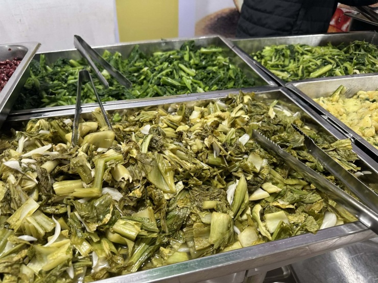 Một điều tuyệt đối tránh khi ăn dưa cải muối