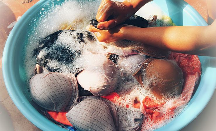 5 kiểu giặt đồ lót khiến vi khuẩn sinh sôi, nhiều chị em phạm phải, đặc biệt kiểu số 2