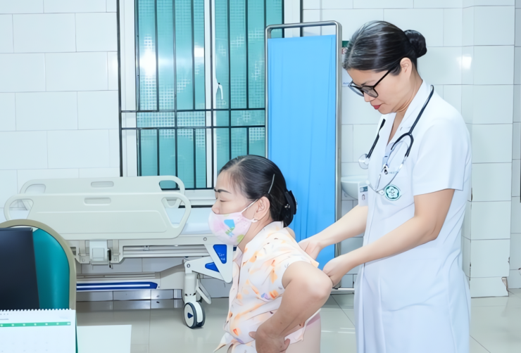 Không hút thuốc lá cũng ung thư phổi, bác sĩ cảnh báo nguy cơ cao mắc bệnh