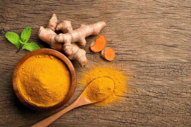 Bột nghệ và tinh bột nghệ khác nhau thế nào? Đừng nhầm loại mịn hơn là tốt hơn