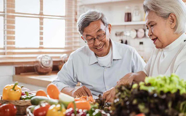 Muốn kéo dài tuổi thọ sau tuổi 50, nhất định phải nhớ 4 nguyên tắc này